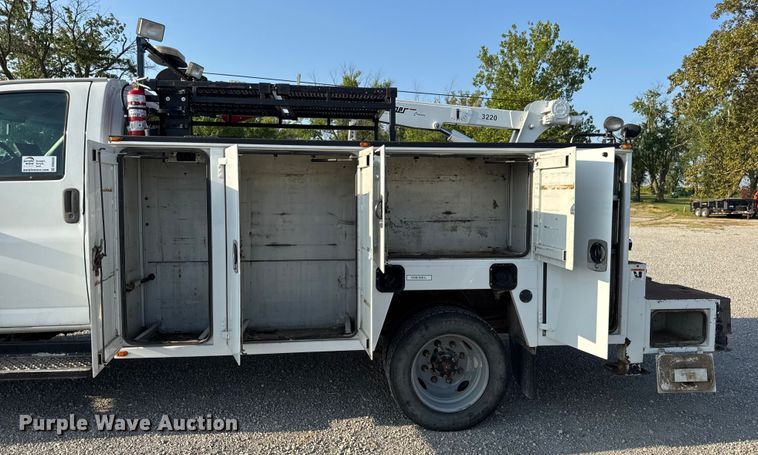 image for item DW6500 2006 Chevrolet C4500 utility / service truck