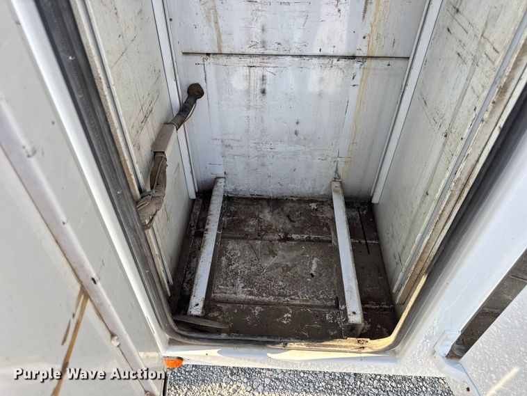 image for item DW6500 2006 Chevrolet C4500 utility / service truck