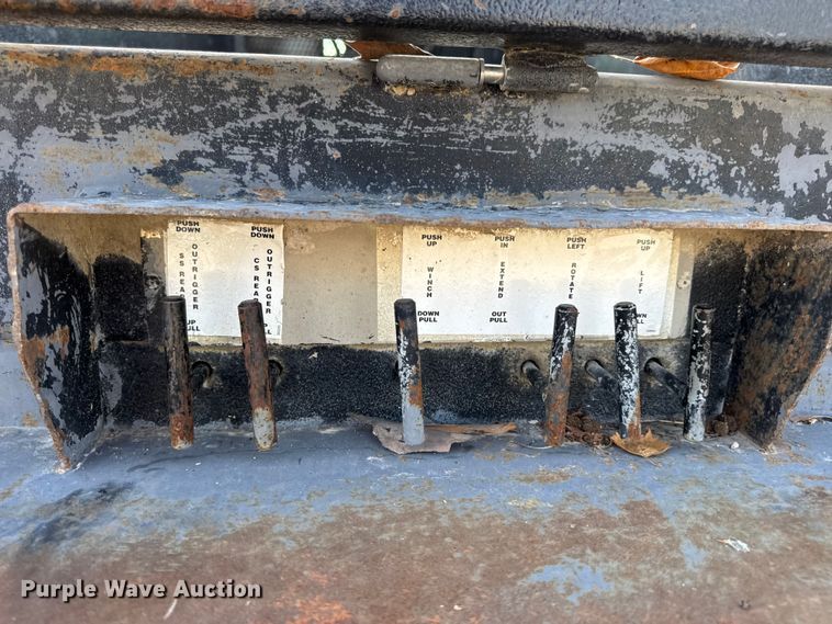 image for item DW6500 2006 Chevrolet C4500 utility / service truck