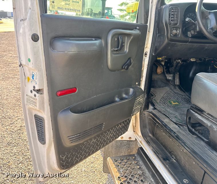 image for item DW6500 2006 Chevrolet C4500 utility / service truck
