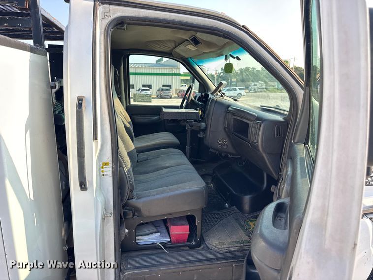 image for item DW6500 2006 Chevrolet C4500 utility / service truck