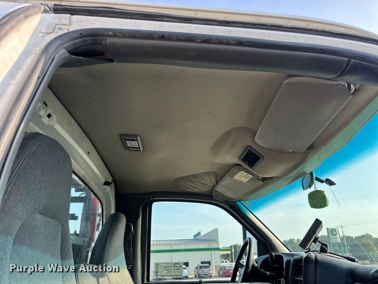 image for item DW6500 2006 Chevrolet C4500 utility / service truck