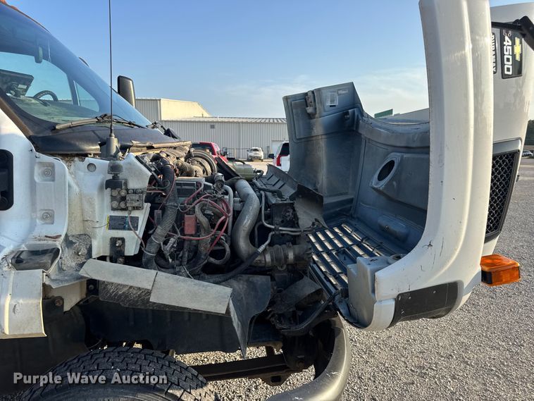 image for item DW6500 2006 Chevrolet C4500 utility / service truck