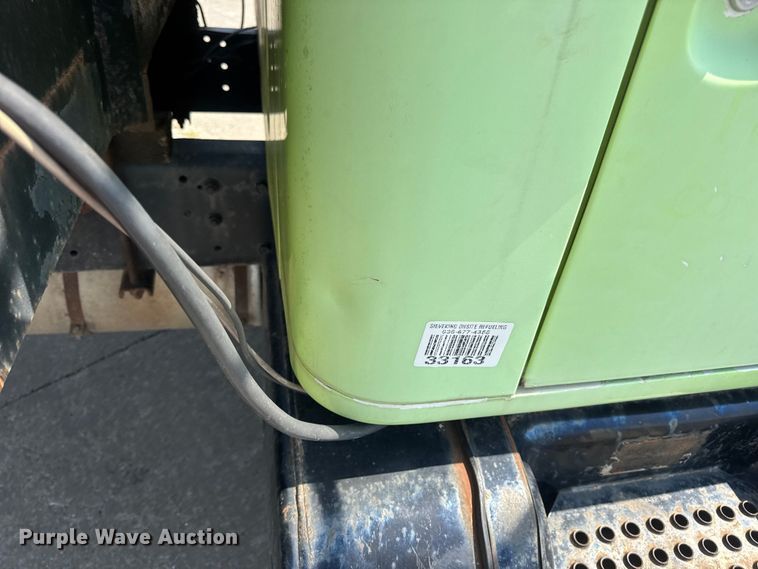 image for item DW6504 1999 International 4700  flatbed truck with crash attenuator