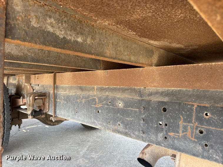 image for item DW6504 1999 International 4700  flatbed truck with crash attenuator