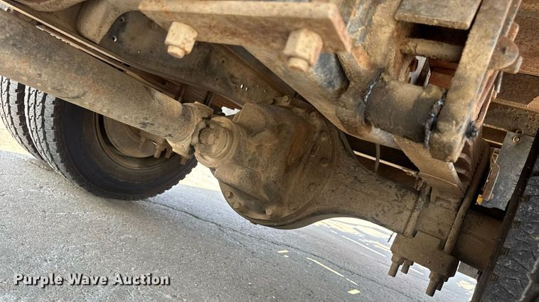 image for item DW6504 1999 International 4700  flatbed truck with crash attenuator