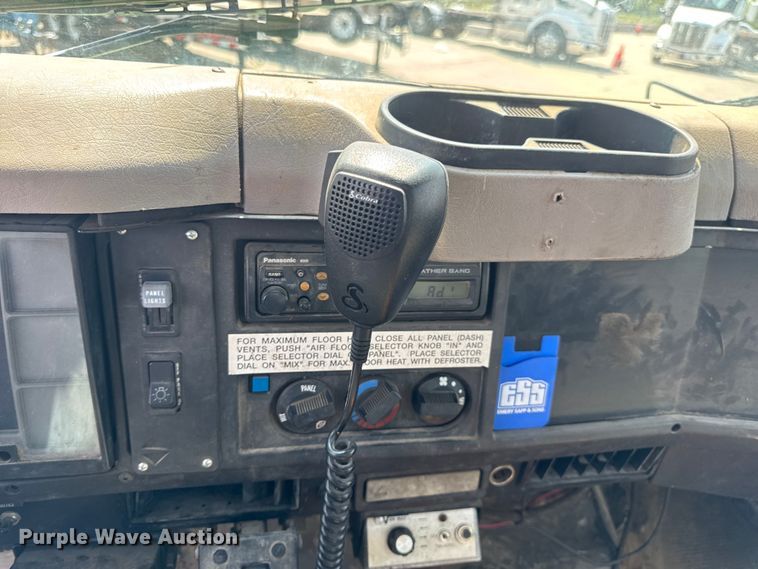 image for item DW6504 1999 International 4700  flatbed truck with crash attenuator