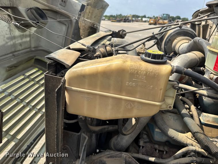 image for item DW6504 1999 International 4700  flatbed truck with crash attenuator