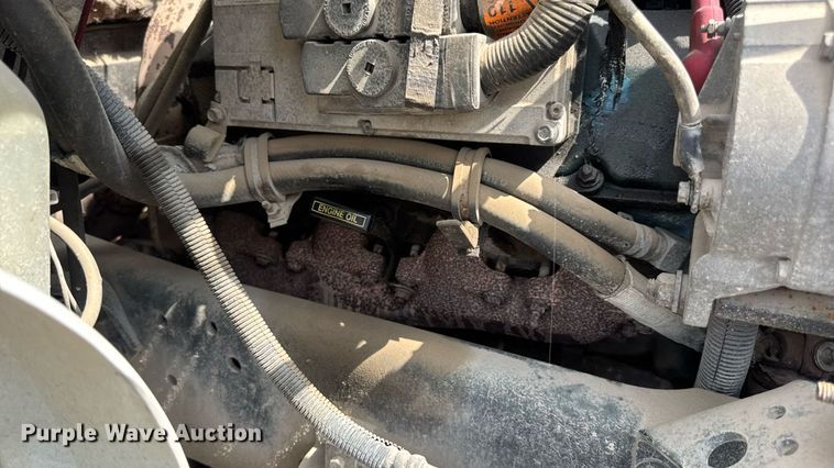 image for item DW6504 1999 International 4700  flatbed truck with crash attenuator