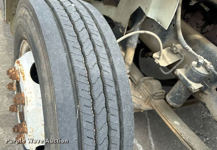 image for item DW6504 1999 International 4700  flatbed truck with crash attenuator