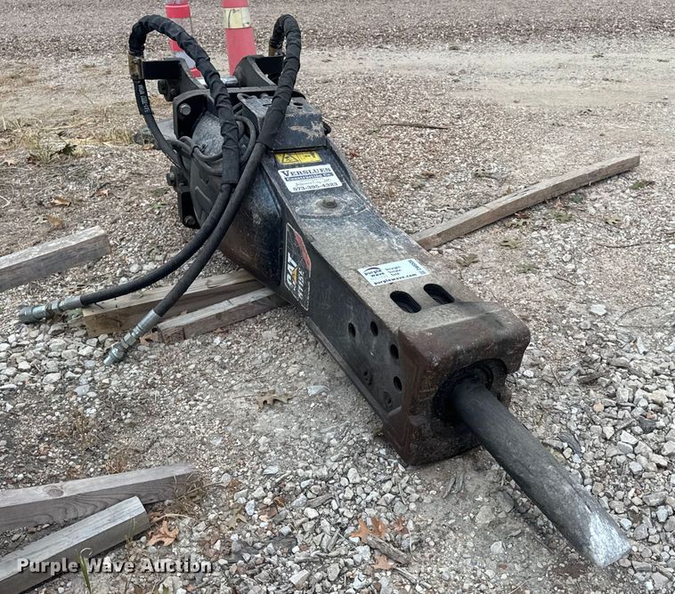 image for item DW6506 Caterpillar H115ES breaker