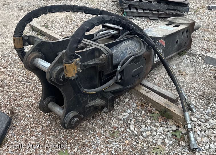 image for item DW6506 Caterpillar H115ES breaker