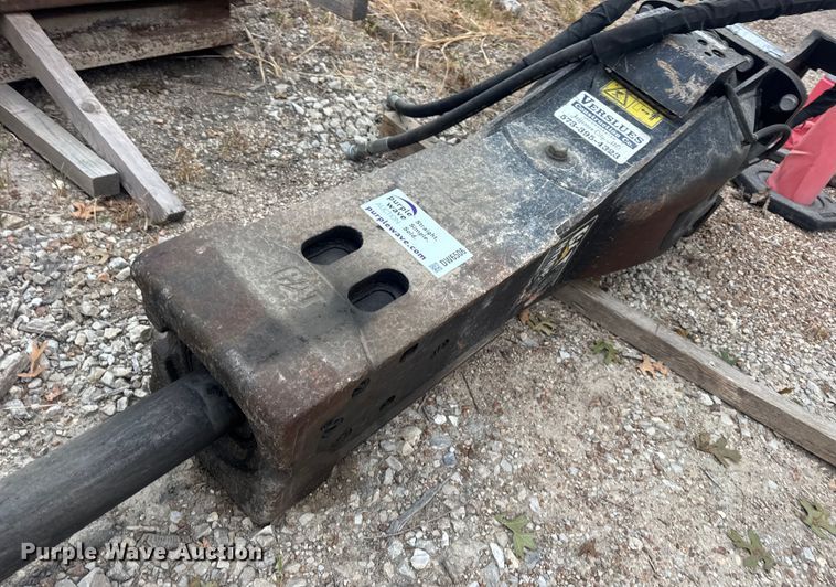 image for item DW6506 Caterpillar H115ES breaker