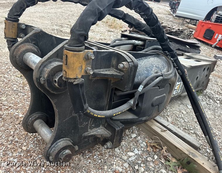 image for item DW6506 Caterpillar H115ES breaker