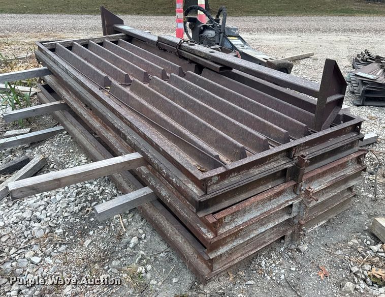 image for item DW6507 Concrete forms