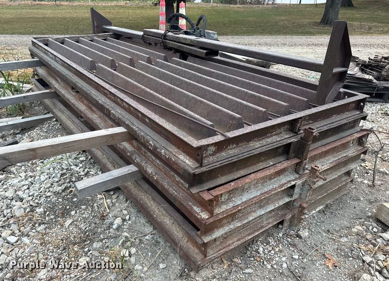 image for item DW6507 Concrete forms