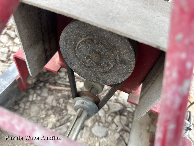 image for item DW6510 Allen Engineering SE12 power screed