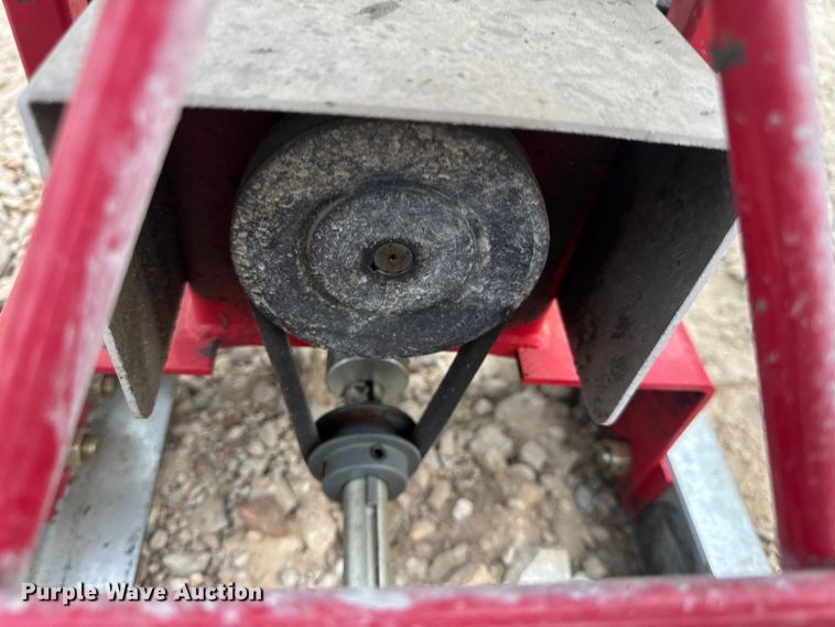 image for item DW6510 Allen Engineering SE12 power screed