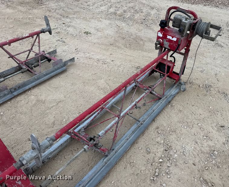 image for item DW6511 Allen Razorback power screed