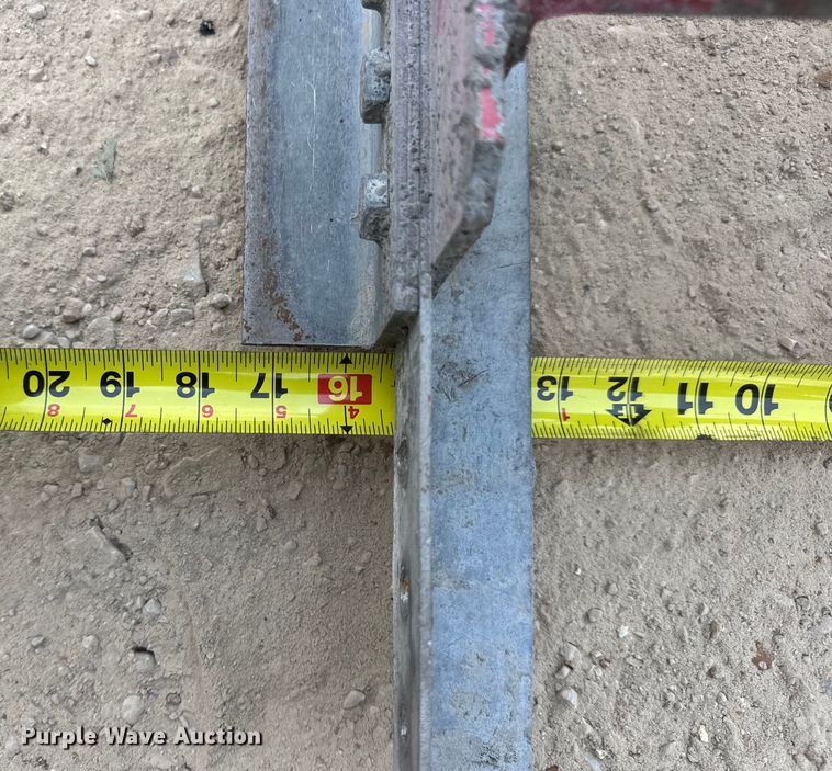 image for item DW6511 Allen Razorback power screed