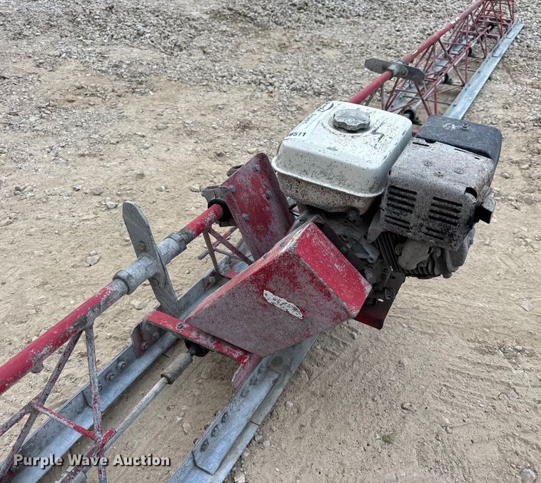 image for item DW6511 Allen Razorback power screed