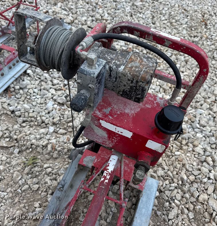 image for item DW6511 Allen Razorback power screed