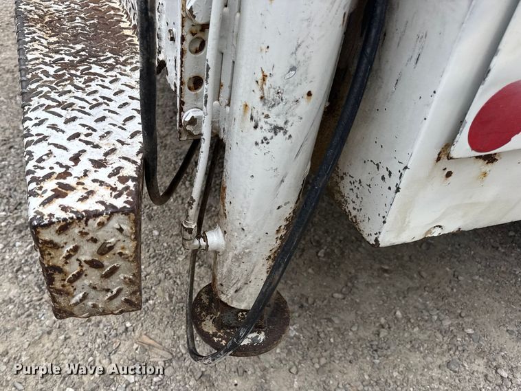 image for item DW6515 2017 Ford F550 Super Duty XL utility / service truck