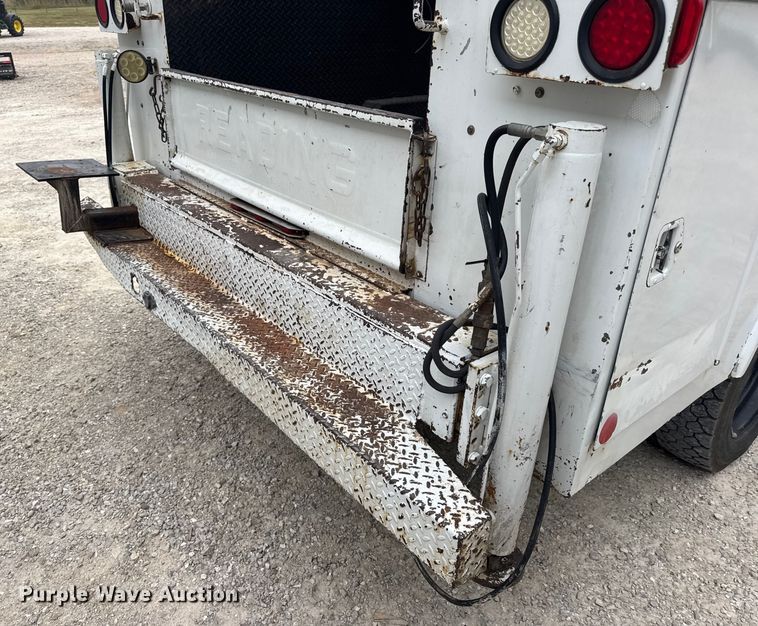 image for item DW6515 2017 Ford F550 Super Duty XL utility / service truck