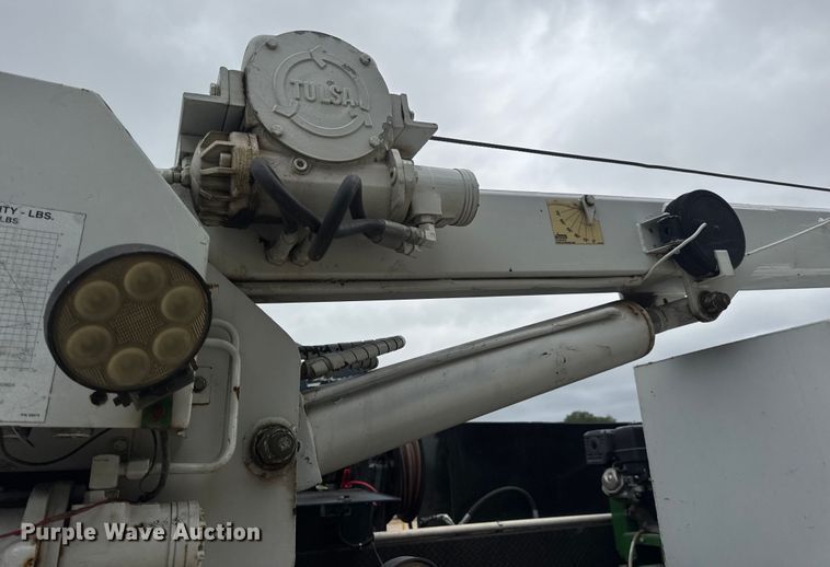 image for item DW6515 2017 Ford F550 Super Duty XL utility / service truck