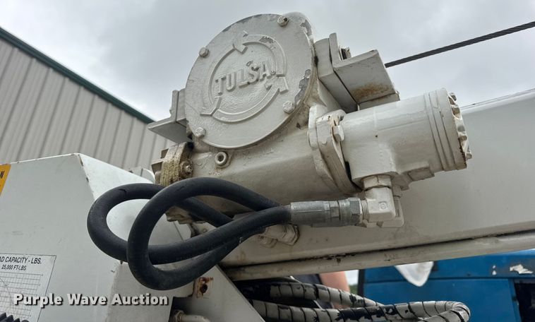 image for item DW6515 2017 Ford F550 Super Duty XL utility / service truck