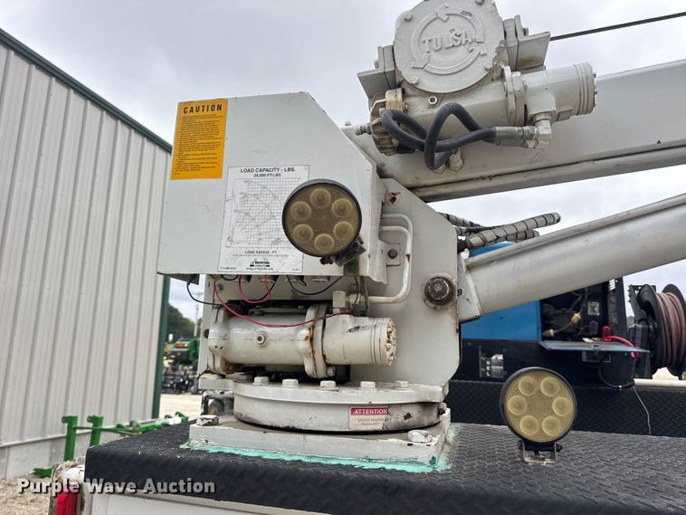 image for item DW6515 2017 Ford F550 Super Duty XL utility / service truck