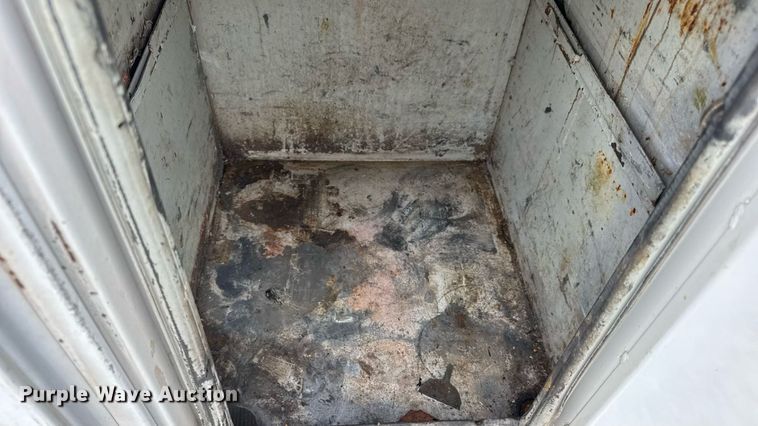 image for item DW6515 2017 Ford F550 Super Duty XL utility / service truck