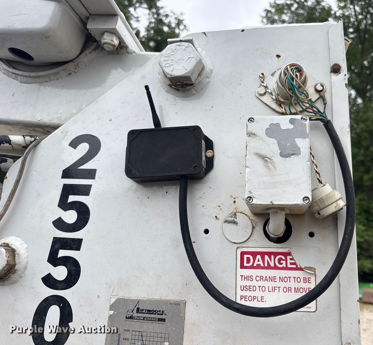 image for item DW6515 2017 Ford F550 Super Duty XL utility / service truck