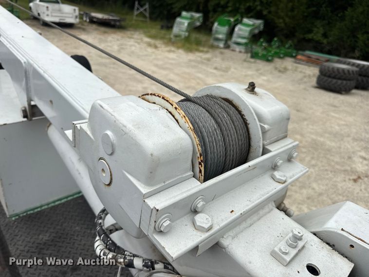 image for item DW6515 2017 Ford F550 Super Duty XL utility / service truck