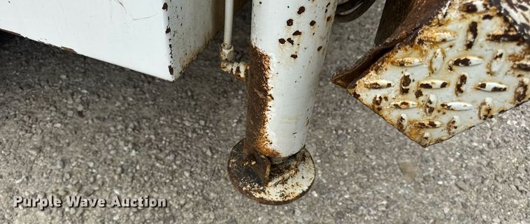 image for item DW6515 2017 Ford F550 Super Duty XL utility / service truck