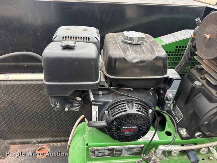 image for item DW6515 2017 Ford F550 Super Duty XL utility / service truck