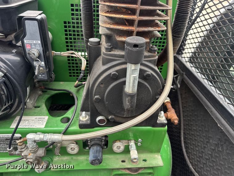 image for item DW6515 2017 Ford F550 Super Duty XL utility / service truck