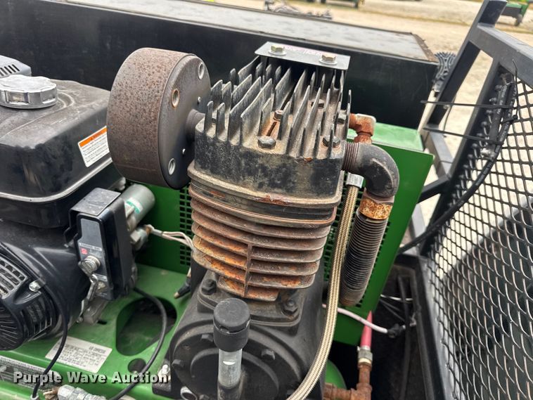 image for item DW6515 2017 Ford F550 Super Duty XL utility / service truck