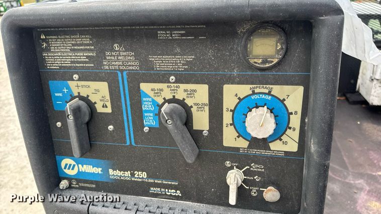 image for item DW6515 2017 Ford F550 Super Duty XL utility / service truck