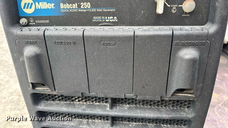 image for item DW6515 2017 Ford F550 Super Duty XL utility / service truck