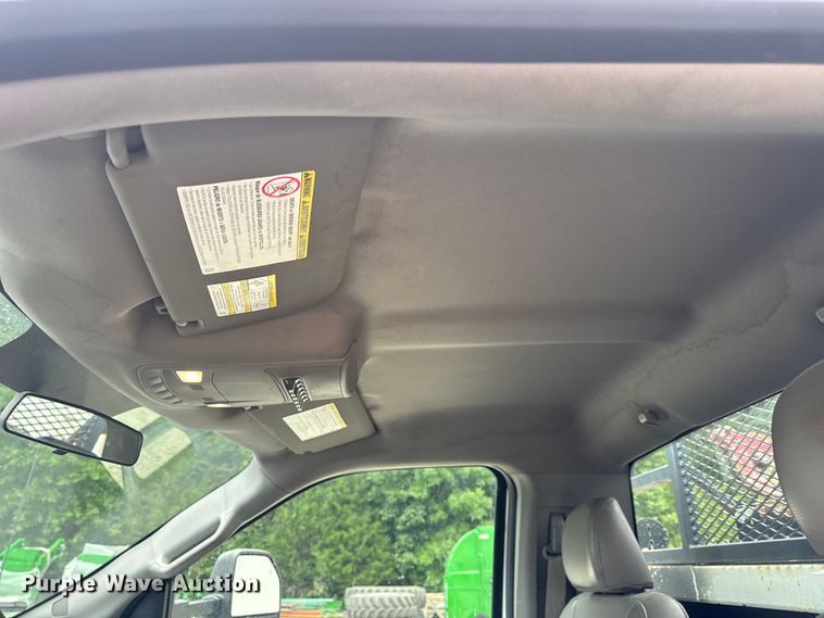 image for item DW6515 2017 Ford F550 Super Duty XL utility / service truck