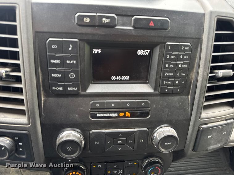 image for item DW6515 2017 Ford F550 Super Duty XL utility / service truck