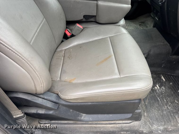 image for item DW6515 2017 Ford F550 Super Duty XL utility / service truck