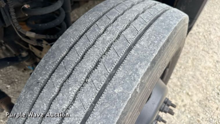 image for item DW6515 2017 Ford F550 Super Duty XL utility / service truck