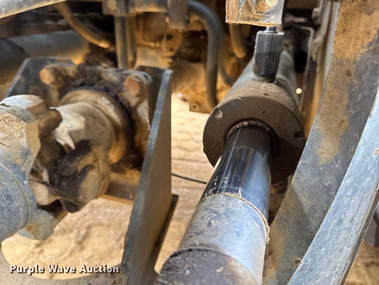 image for item DW6516 2008 Komatsu WA480-6 wheel loader