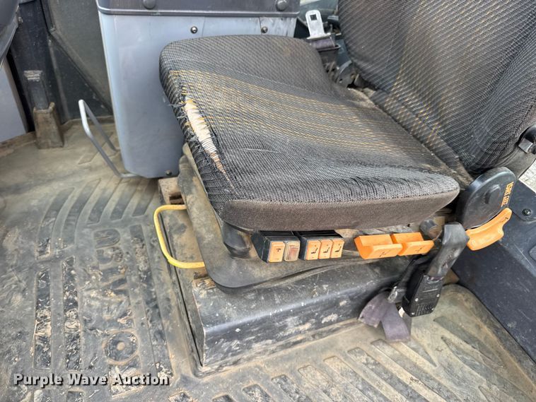 image for item DW6516 2008 Komatsu WA480-6 wheel loader