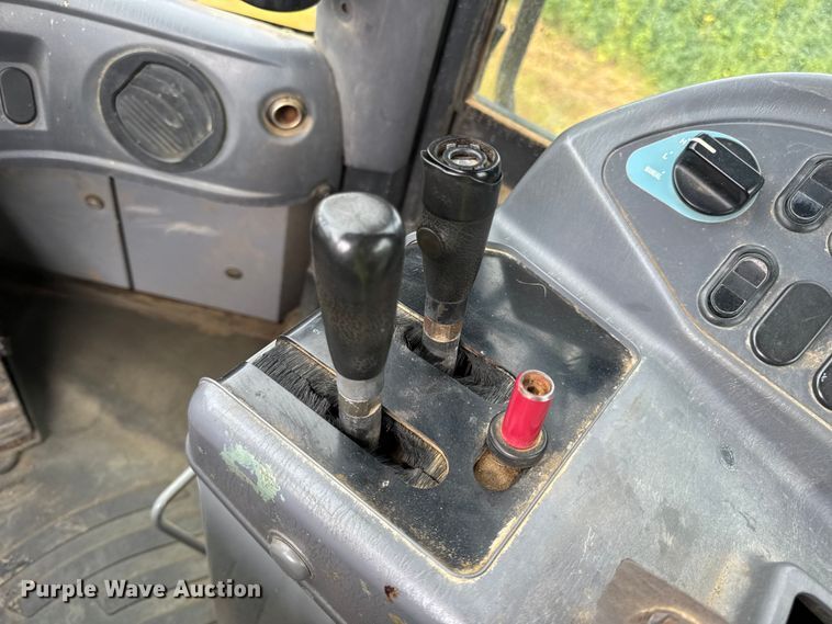 image for item DW6516 2008 Komatsu WA480-6 wheel loader