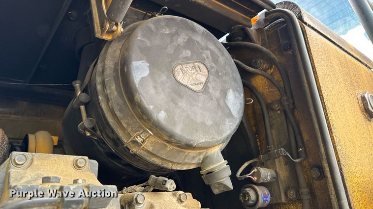 image for item DW6516 2008 Komatsu WA480-6 wheel loader