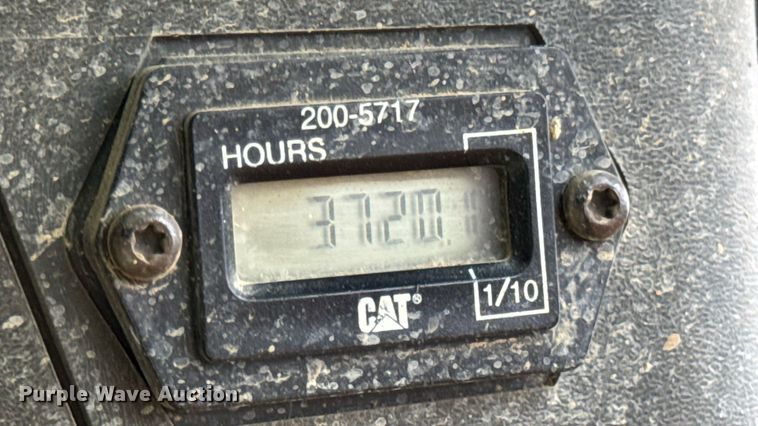 image for item DW6517 2004 Caterpillar 226B skid steer loader