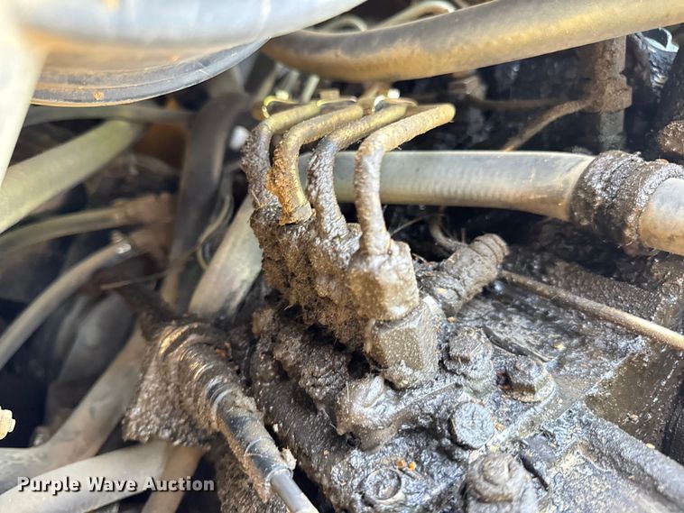 image for item DW6517 2004 Caterpillar 226B skid steer loader